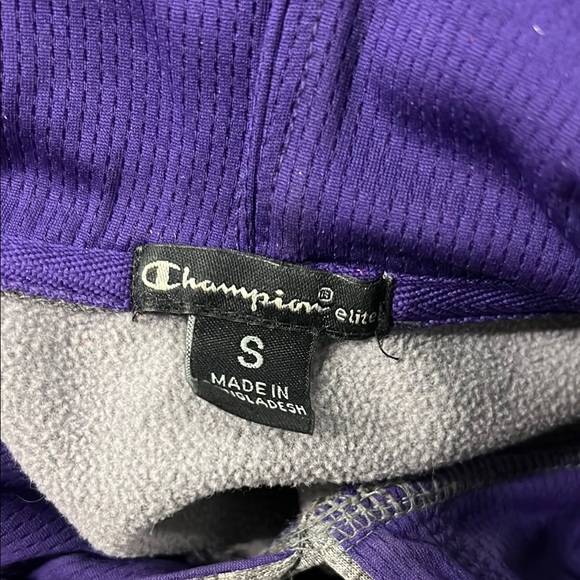 Gray Huskies Men's Hoodie - Picture 7 of 7